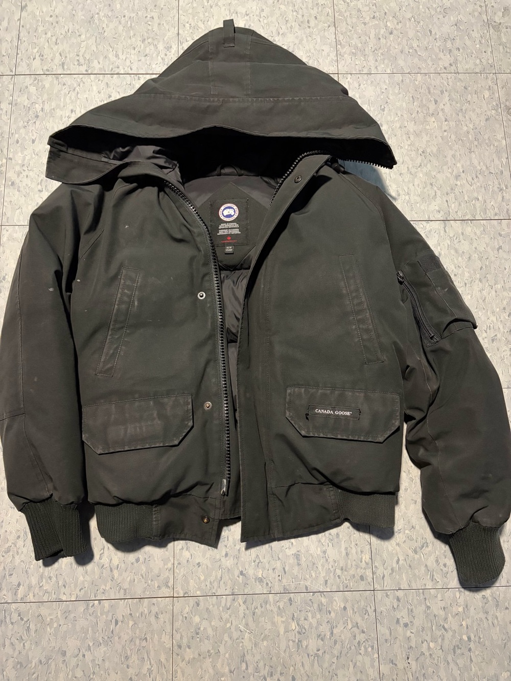 Canada Goose Men's Black Hooded Puffer Parka